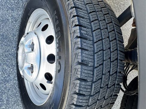 Used 2023 Ford Transit 250 Medium Roof AWD w/ Load Area Protection Package image 14