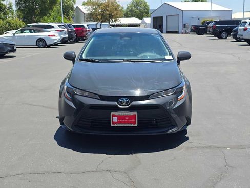 Used 2024 Toyota Corolla LE FWD image 8