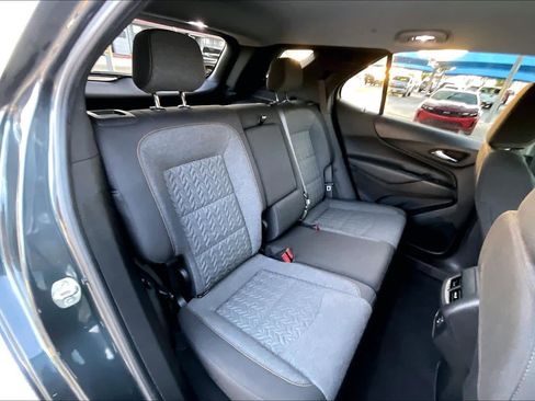 Used 2023 Chevrolet Equinox LT image 18