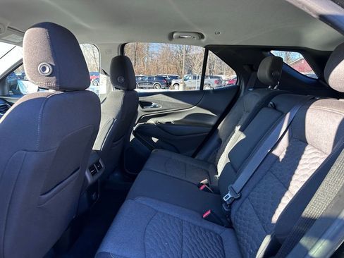 Used 2018 Chevrolet Equinox LT image 21