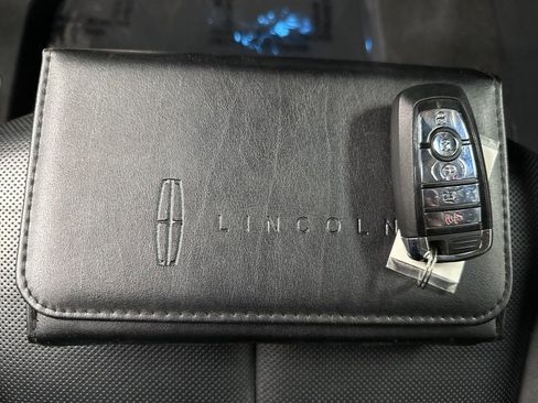 Used 2023 Lincoln Aviator Reserve w/ Equipment Group 201A image 52