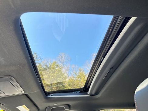 Used 2024 Honda CR-V Sport-L image 23