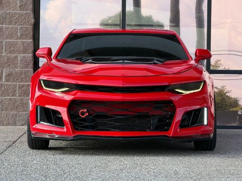 Used 2017 Chevrolet Camaro SS RWD image 20