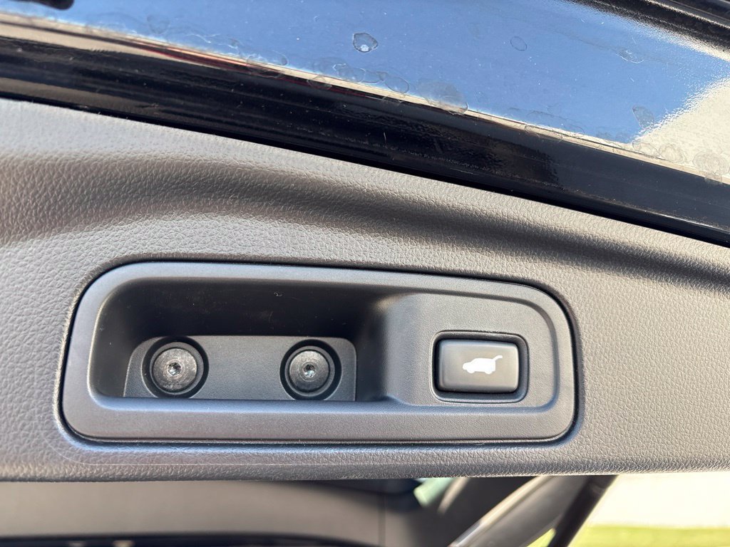 Used 2020 Honda Pilot Black Edition image 23