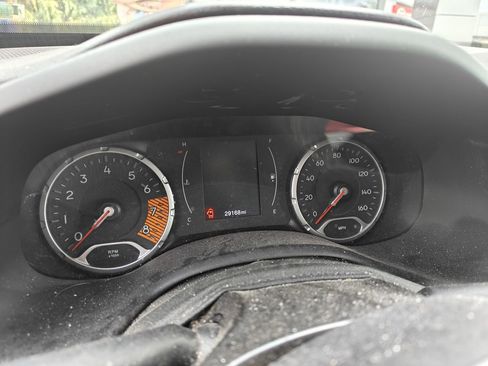 Used 2020 Jeep Renegade Sport image 5