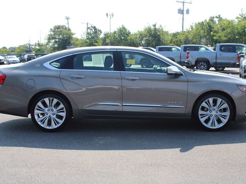 Certified 2018 Chevrolet Impala Premier w/ Premier Confidence Package FWD image 8