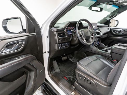 Used 2021 Chevrolet Tahoe RST w/ Luxury Package image 12