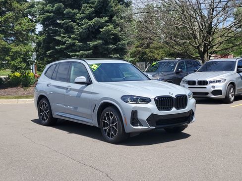Certified 2023 BMW X3 xDrive30i w/ M Sport Package AWD/4WD image 4