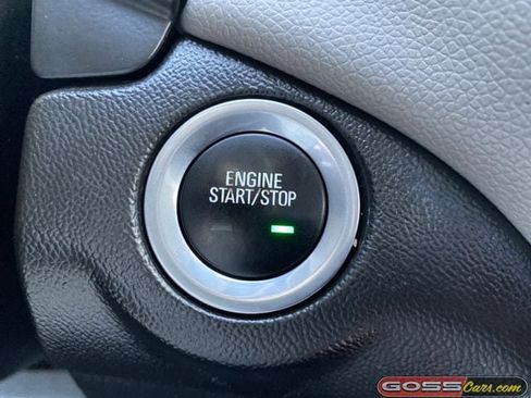 Used 2019 Chevrolet Equinox LS w/ LS Convenience Package image 10