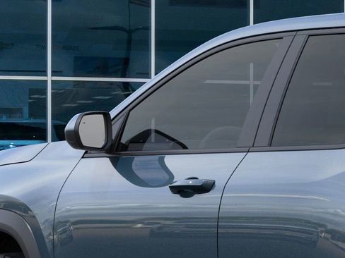 New 2026 Chevrolet Equinox LT image 12