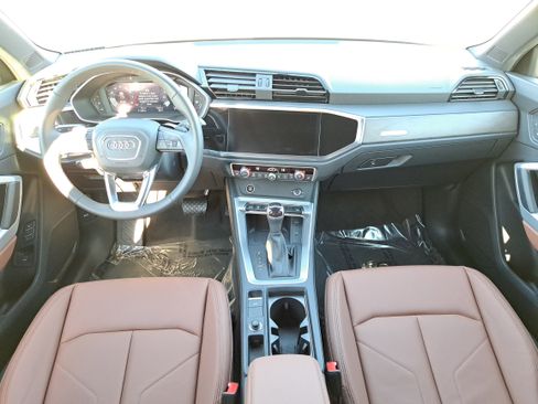 New 2025 Audi Q3 2.0T Premium image 9