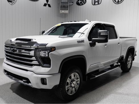 Used 2025 Chevrolet Silverado 2500 High Country w/ Technology Package image 68