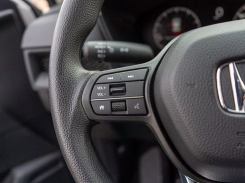 Used 2025 Honda CR-V EX image 18