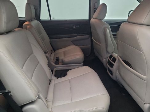 Used 2018 Honda Pilot Elite image 19