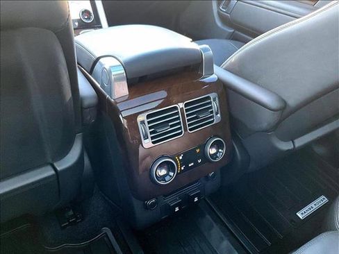 Used 2020 Land Rover Range Rover HSE image 23