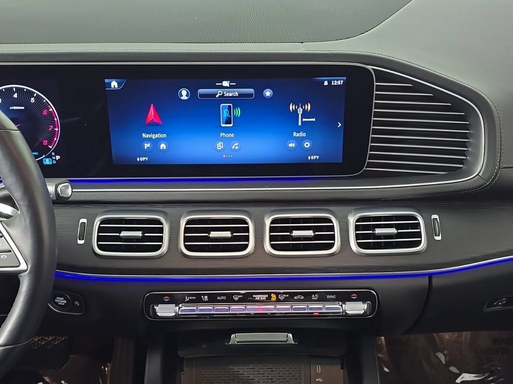 Used 2025 Mercedes-Benz GLS 450 4MATIC image 20