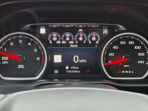 Used 2019 Chevrolet Silverado 1500 High Country w/ Technology Package image 38