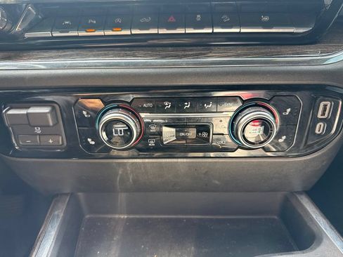 Used 2025 GMC Sierra 1500 Elevation w/ Elevation Premium Package AWD/4WD image 25