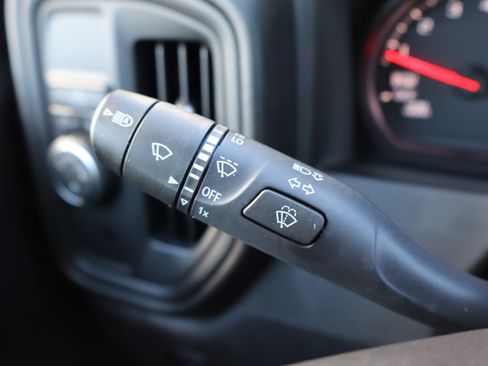 Used 2025 Chevrolet Silverado 1500 W/T w/ WT Value Package image 21