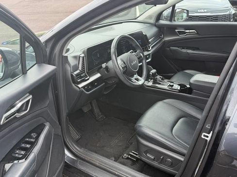 Used 2024 Kia Sportage EX FWD image 9