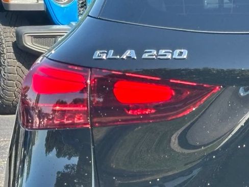 New 2026 Mercedes-Benz GLA 250 4MATIC image 13