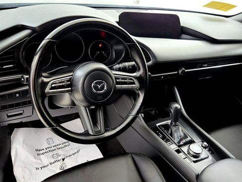 Used 2021 MAZDA MAZDA3 s image 21