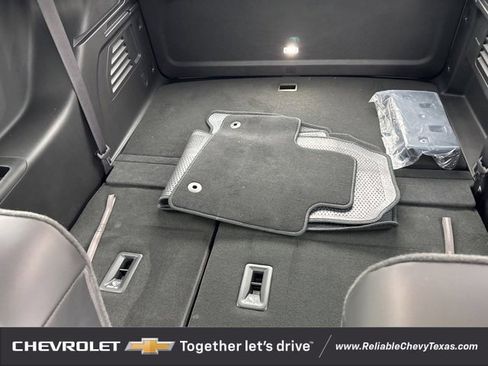 Used 2025 Buick Enclave Preferred image 19