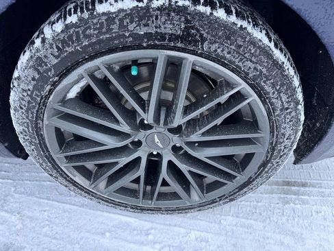 Used 2019 Genesis G70 2.0T Advanced w/ Elite Package image 20