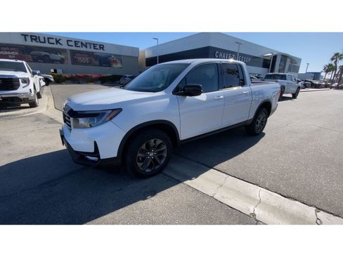 Used 2023 Honda Ridgeline Sport image 4