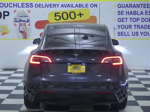 Used 2024 Tesla Model Y Long Range AWD/4WD image 6