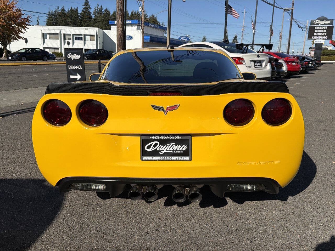 Used 2005 Chevrolet Corvette Coupe w/ Preferred Equipment Group RWD image 5