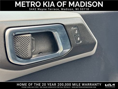 Used 2023 Ford Bronco Black Diamond AWD/4WD image 12