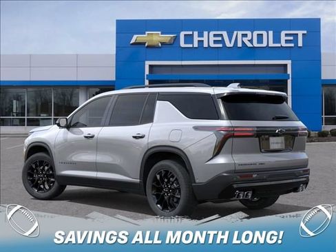 New 2026 Chevrolet Traverse LT w/ Midnight/Sport Edition AWD/4WD image 3