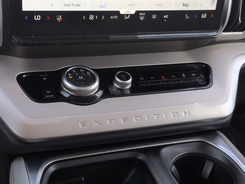 Certified 2025 Ford Expedition Max Active RWD image 26