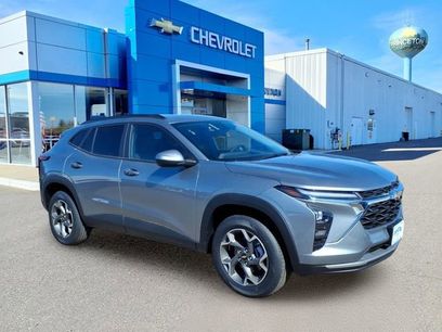 New 2026 Chevrolet Trax LT w/ Driver Confidence Package