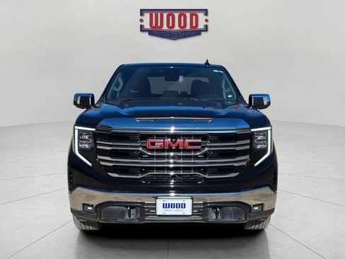 Used 2024 GMC Sierra 1500 SLT image 6