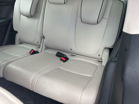 Certified 2025 Honda Odyssey Touring image 12