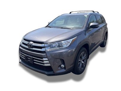 Used 2017 Toyota Highlander Limited Platinum