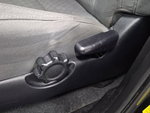 Used 2021 Toyota Tacoma SR image 19