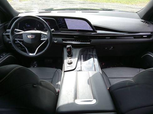 Used 2023 Cadillac Escalade Sport w/ LPO, ONYX Package AWD/4WD image 16