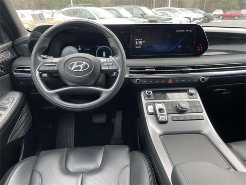 Used 2023 Hyundai Palisade Calligraphy image 12