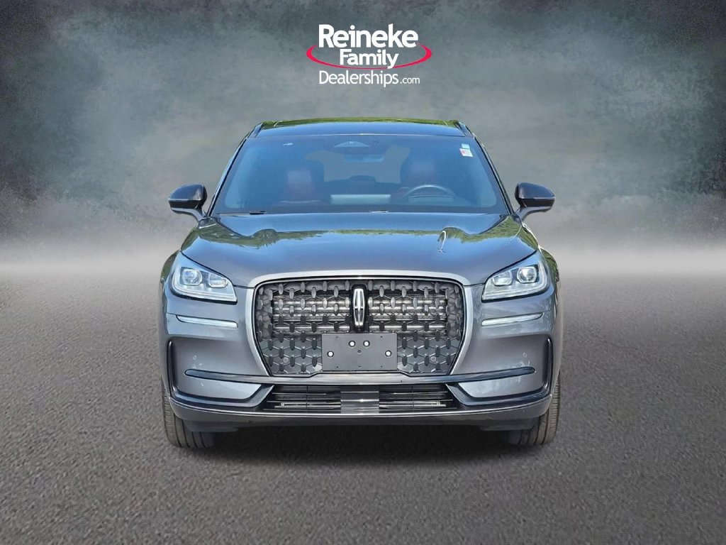 Used 2023 Lincoln Corsair Reserve w/ Equipment Group 202A AWD/4WD image 2