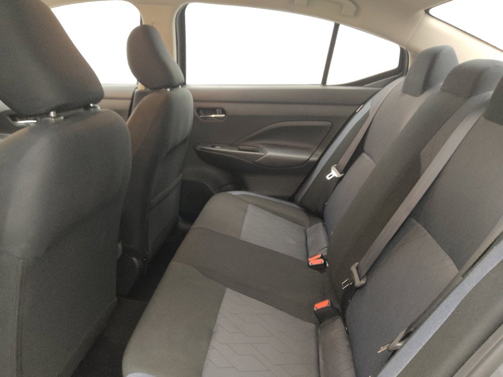 Used 2025 Nissan Versa SV FWD image 18