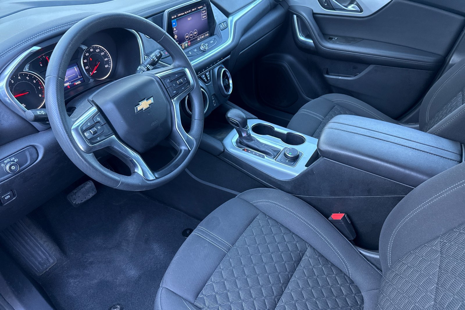 Used 2022 Chevrolet Blazer LT AWD/4WD image 9