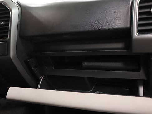 Used 2020 Ford F150 XLT w/ Equipment Group 302A Luxury AWD/4WD image 28