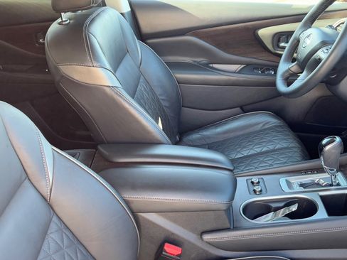 Used 2019 Nissan Murano Platinum image 10