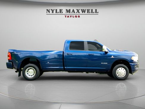Used 2024 RAM 3500 Laramie w/ Sport Appearance Package AWD/4WD image 5
