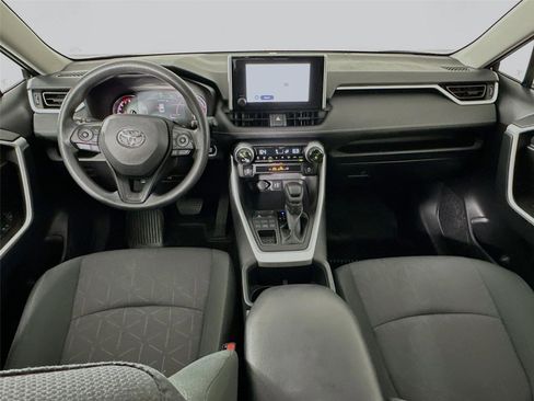 Used 2025 Toyota RAV4 XLE image 29
