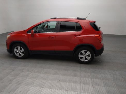 Used 2016 Chevrolet Trax LT FWD image 3