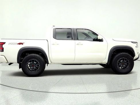 Used 2023 Nissan Frontier PRO-4X w/ Pro-4X Premium Package AWD/4WD image 4